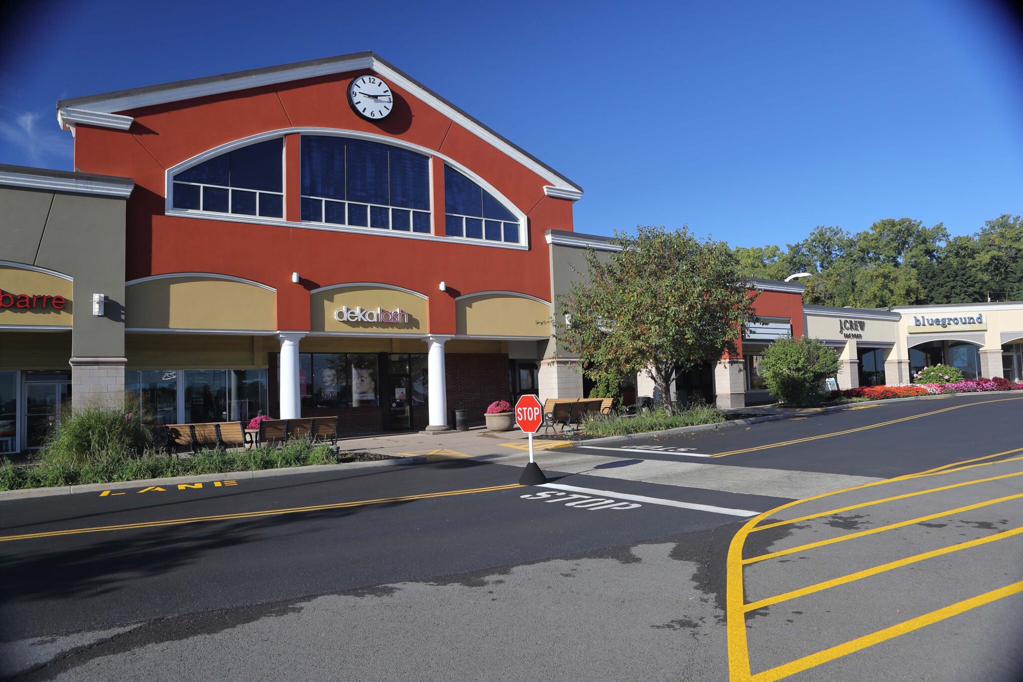 Pittsford plaza wilmorite management group llc